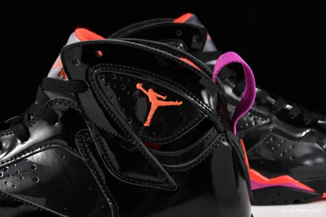 Retro Jordan Patent 7 313358-006 Air Black 0819